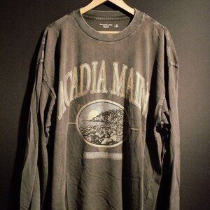 Abercrombie & Fitch | Acadia Maine Long Sleeve Graphic T-Shirt | Black | XL